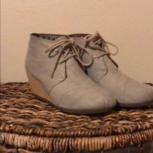 BOBS Skechers Tan Wedges